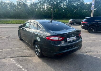 Купить марку машины Ford Fusion 2016 в Луганске