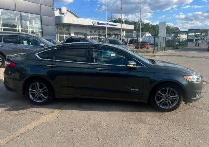 Купить марку машины Ford Fusion 2016 в Луганске