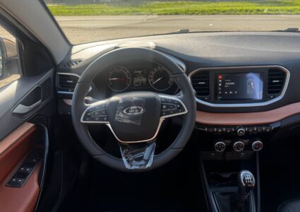 Купить марку машины Lada Vesta SW Cross В наличии в Луганске
