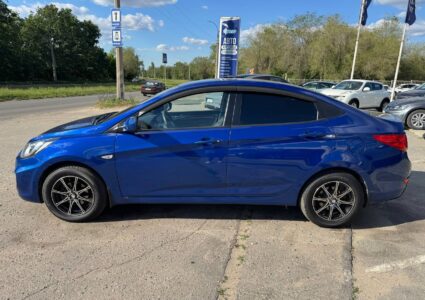 Купить марку машины Hyundai Accent 2012 в Луганске
