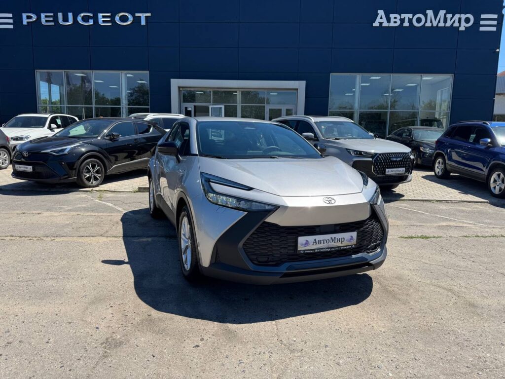 Фотографии авто Toyota C-HR в автосалоне Автомир доступные для покупки