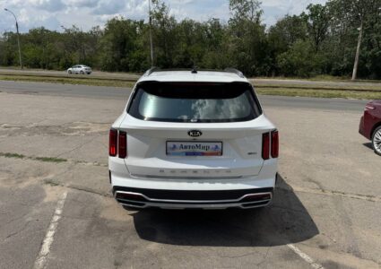 Купить марку машины Kia Sorento 2021 в Луганске