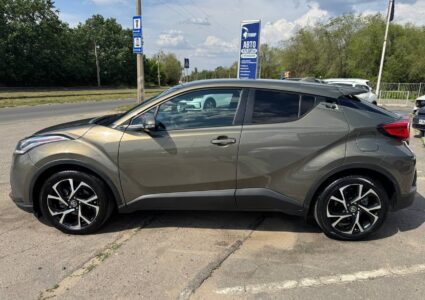 Купить марку машины Toyota C-HR 2021 в Луганске