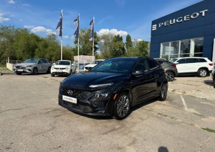 Купить марку машины Hyundai Kona 1.6 4WD 2021 в Луганске