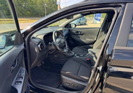 Купить марку машины Hyundai Kona 1.6 4WD 2021 в Луганске