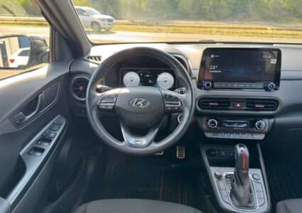 Купить марку машины Hyundai Kona 1.6 4WD 2021 в Луганске