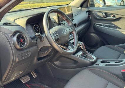 Купить марку машины Hyundai Kona 1.6 4WD 2021 в Луганске