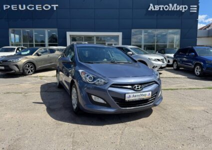Купить марку машины Hyundai i30 2013 в Луганске