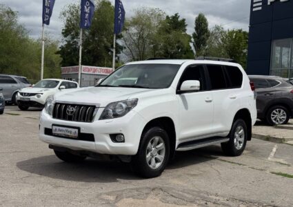 Купить марку машины Toyota Land Cruiser Prado 2013 в Луганске