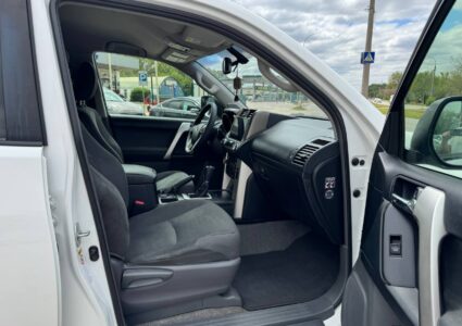 Купить марку машины Toyota Land Cruiser Prado 2013 в Луганске