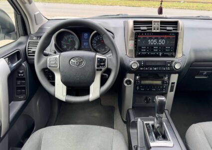 Купить марку машины Toyota Land Cruiser Prado 2013 в Луганске