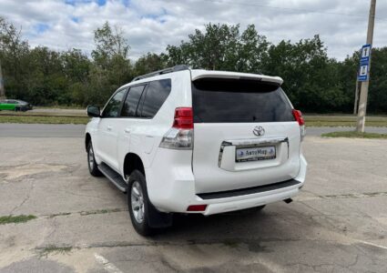 Купить марку машины Toyota Land Cruiser Prado 2013 в Луганске