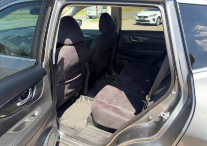 Купить марку машины Nissan X-Trail 2.0 2015 в Луганске