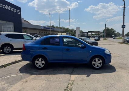 Купить марку машины Chevrolet Aveo 2008 в Луганске