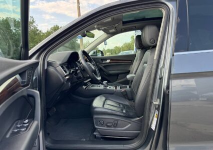 Купить марку машины Audi Q5 2018 в Луганске
