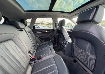 Купить марку машины Audi Q5 2018 в Луганске
