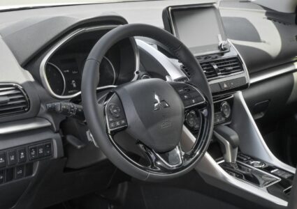 Купить марку машины Mitsubishi Eclipse Cross 2026 1.5 4WD Новый автомобиль в Луганске