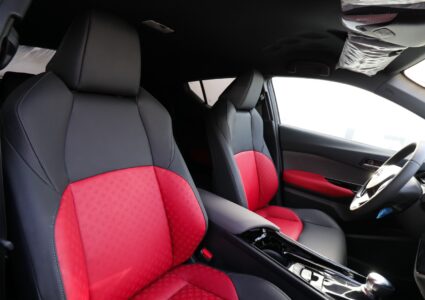 Купить марку машины Toyota C-HR Новый автомобиль в Луганске