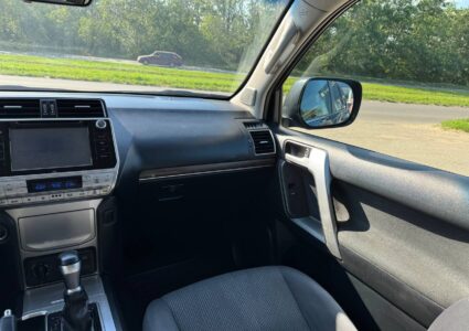 Купить марку машины Toyota Land Cruiser Prado 2019 в Луганске