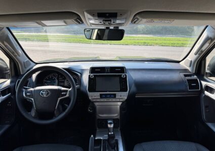 Купить марку машины Toyota Land Cruiser Prado 2019 в Луганске