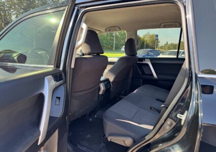 Купить марку машины Toyota Land Cruiser Prado 2019 в Луганске