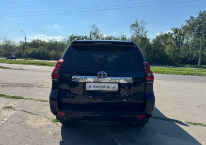 Купить марку машины Toyota Land Cruiser Prado 2019 в Луганске