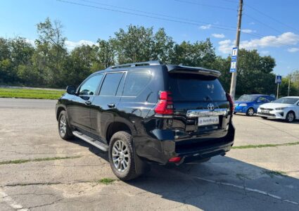 Купить марку машины Toyota Land Cruiser Prado 2019 в Луганске